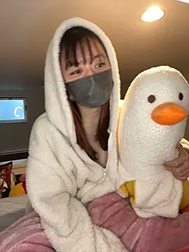 Snapshot of pipimi_khaos chatting on February 26, 10:09 pm pipimi khaos online show from February 26, 10:09 pm