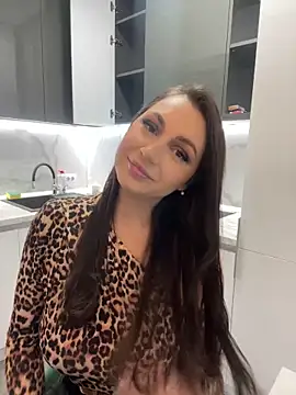 claraxjoyy online show from January 29, 4:47 am