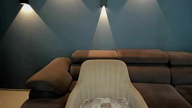 Monica Weiss online show from March 17, 9:01 am