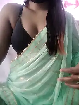 Snapshot of muskan-Sharma chatting on February 15, 8:44 am muskan-Sharma online show from February 15, 8:44 am