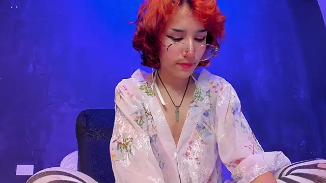 lee Powder online show from March 11, 2:07 pm