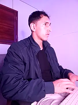 Snapshot of Joylopez_fit chatting on November 23, 2:28 pm Joylopez fit online show from November 23, 2:28 pm