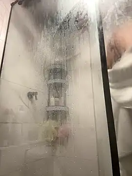 Snapshot of Joylopez_fit chatting on December 21, 1:18 pm Joylopez fit online show from December 21, 1:18 pm