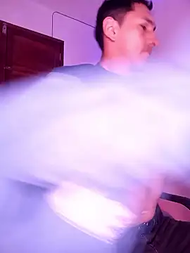 Snapshot of Joylopez_fit chatting on January 8, 7:38 pm Joylopez fit online show from January 8, 7:38 pm