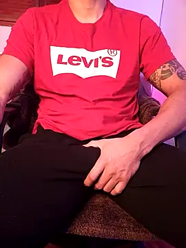 Snapshot of Joylopez_fit chatting on February 25, 12:15 pm Joylopez fit online show from February 25, 12:15 pm