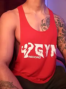 Snapshot of Joylopez_fit chatting on March 5, 12:01 pm Joylopez fit online show from March 5, 12:01 pm