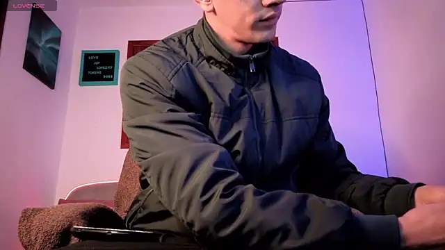 Snapshot of Joylopez_fit chatting on April 15, 11:06 am Joylopez fit online show from April 15, 11:06 am