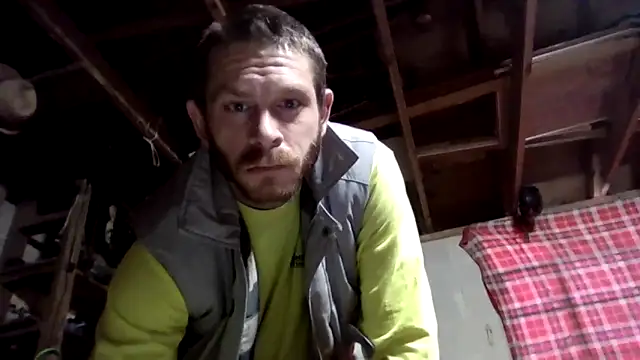 Snapshot of Spotlight95 chatting on March 13, 2:45 pm Spotlight95 online show from March 13, 2:45 pm