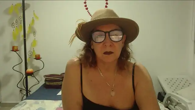 milchanel online show from March 5, 5:18 am