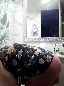 milchanel online show from March 9, 1:14 am