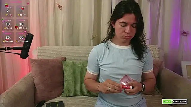 cute erelis  online show from February 6, 3:00 am