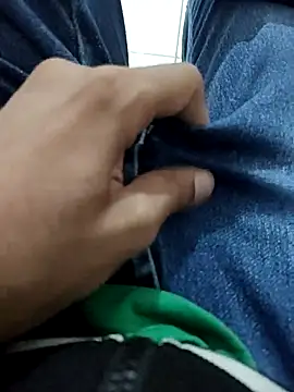 Snapshot of fredfgr chatting on March 2, 9:27 am fredfgr online show from March 2, 9:27 am