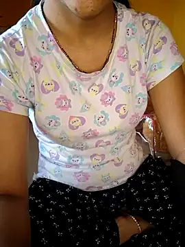 lovelygirl4567 online show from March 22, 5:39 am