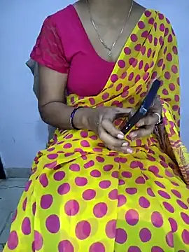 Snapshot of lovelygirl4567 chatting on April 25, 3:42 pm lovelygirl4567 online show from April 25, 3:42 pm