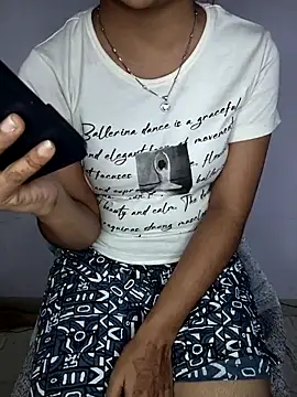 Snapshot of lovelygirl4567 chatting on May 11, 3:18 pm lovelygirl4567 online show from May 11, 3:18 pm