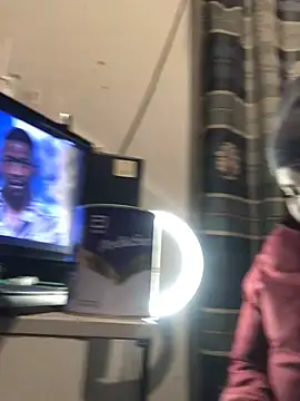 MKbesxxx online show from April 25, 6:49 pm