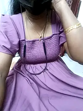 Snapshot of Tamil_Vishalini chatting on January 22, 8:29 am Tamil Vishalini online show from January 22, 8:29 am