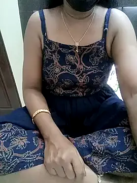 Snapshot of Tamil_Vishalini chatting on January 29, 5:02 pm Tamil Vishalini online show from January 29, 5:02 pm