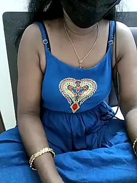 Snapshot of Tamil_Vishalini chatting on January 31, 12:39 am Tamil Vishalini online show from January 31, 12:39 am