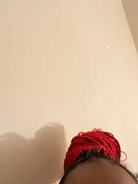 Snapshot of DamnBubbles chatting on February 6, 4:10 am DamnBubbles online show from February 6, 4:10 am