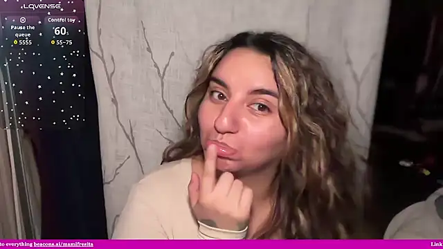 Snapshot of mamifresita chatting on April 26, 6:55 am mamifresita online show from April 26, 6:55 am