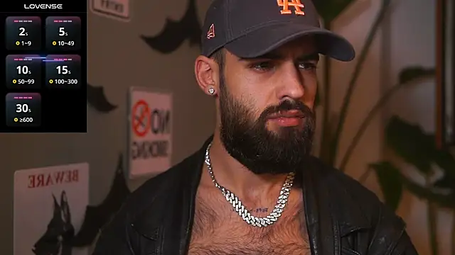 HairyRobxxx online show from November 5, 8:42 pm