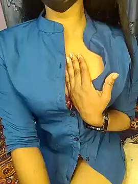 Snapshot of Hot__sallie chatting on January 27, 6:31 pm Hot sallie online show from January 27, 6:31 pm