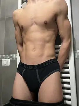 EmanuelMCL online show from January 22, 8:28 pm