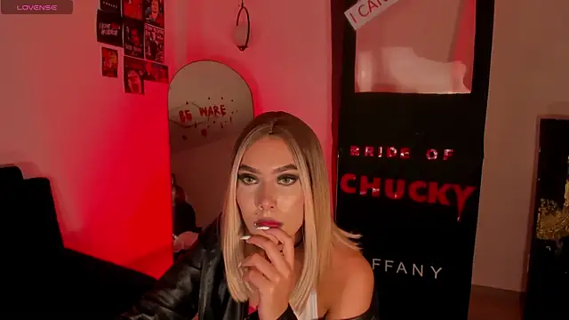 NiaSalvatore online show from October 24, 10:17 pm