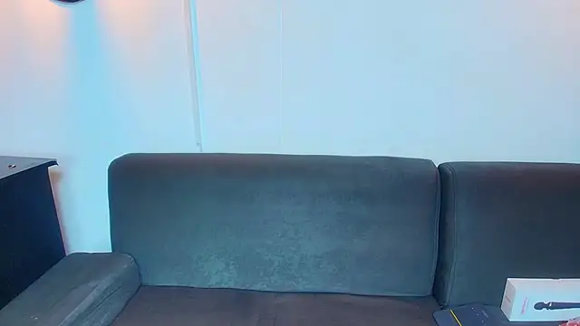 katy handerson online show from November 26, 8:43 pm