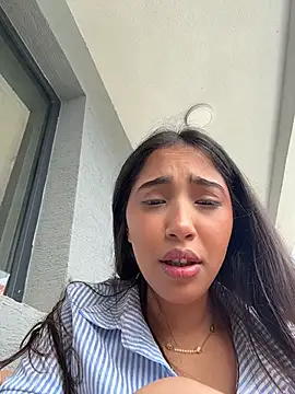 miaceleste online show from April 6, 10:05 am