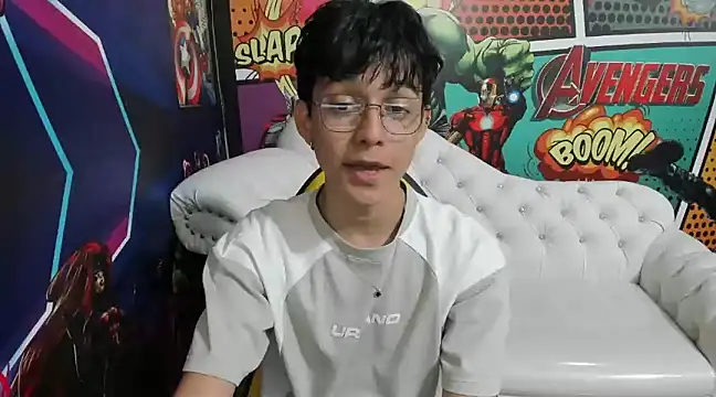 jisuscat online show from February 2, 7:04 pm