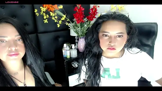 Carolaine01 online show from January 25, 8:31 pm