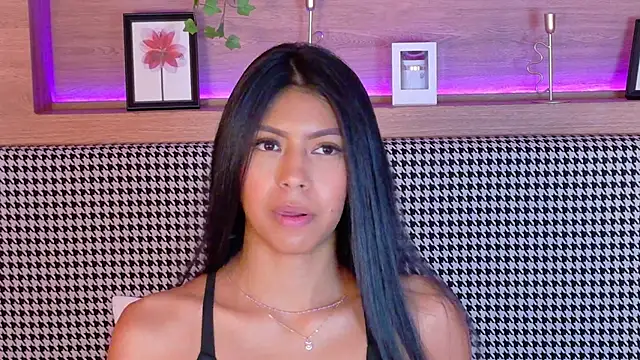 AbieHills online show from February 28, 7:03 pm