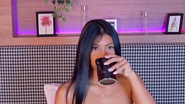 AbieHills online show from February 28, 10:17 pm