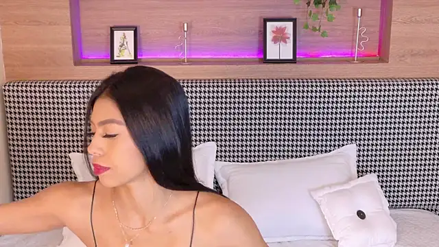 AbieHills online show from March 20, 11:38 am