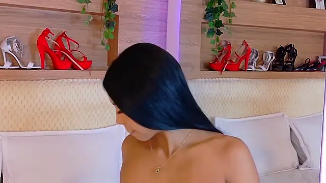 AbieHills online show from November 28, 11:57 am