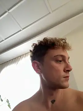 verici34 online show from October 18, 6:16 am