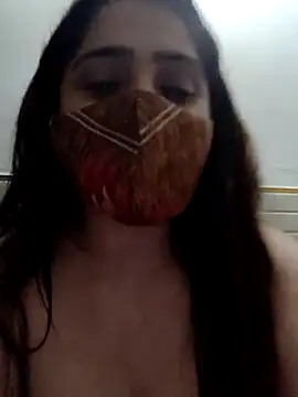 shreya1765 online show from March 23, 5:43 am