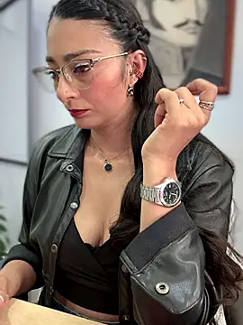 BELLA--26 online show from January 13, 2:33 pm