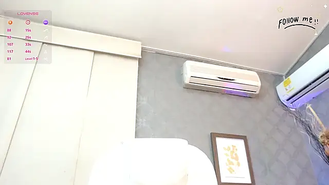 Snapshot of harper_ziu chatting on January 11, 7:59 pm harper ziu online show from January 11, 7:59 pm