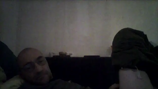 Snapshot of javierpasteur69 chatting on February 14, 9:43 pm javierpasteur69 online show from February 14, 9:43 pm