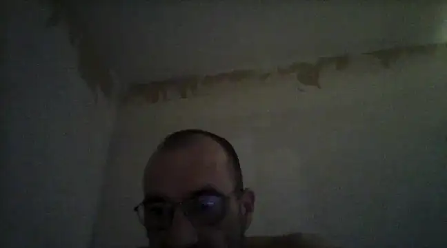 Snapshot of javierpasteur69 chatting on February 28, 3:48 am javierpasteur69 online show from February 28, 3:48 am