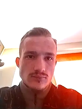 Snapshot of frankthefuck69 chatting on March 13, 1:18 pm frankthefuck69 online show from March 13, 1:18 pm