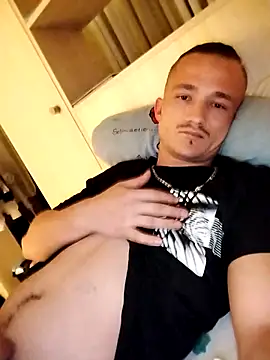 Snapshot of frankthefuck69 chatting on October 15, 6:41 pm frankthefuck69 online show from October 15, 6:41 pm