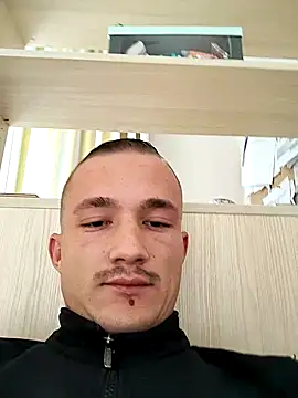 Snapshot of frankthefuck69 chatting on October 16, 11:00 am frankthefuck69 online show from October 16, 11:00 am