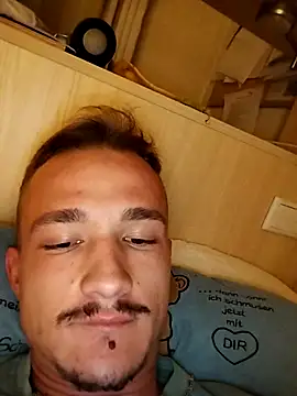 Snapshot of frankthefuck69 chatting on November 7, 9:59 pm frankthefuck69 online show from November 7, 9:59 pm