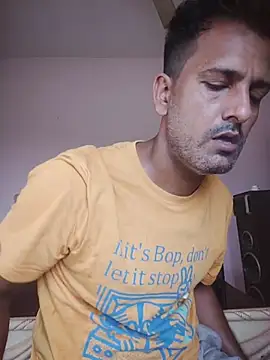 MAGNETICDADDY8 online show from October 1, 7:14 am