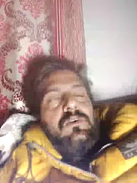 MAGNETICDADDY8 online show from December 18, 1:22 am