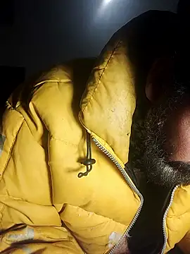 MAGNETICDADDY8 online show from January 8, 8:22 pm